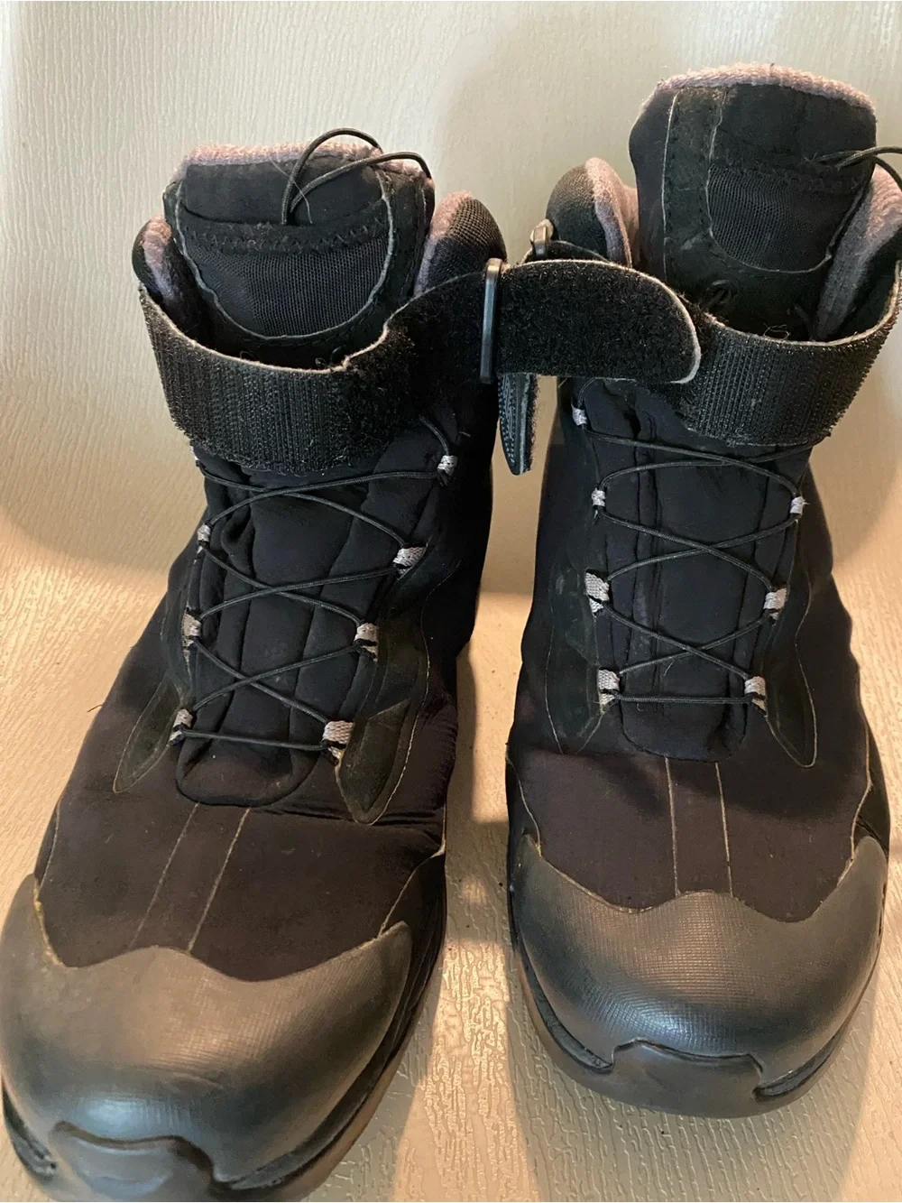 Salomon Deemax 2 ts Waterproof Thinsulate Hiking Boots men 11 black